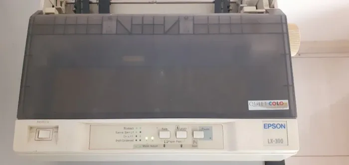 Impressora Epson LX-300, em bom estado, acompanha + 2 fitas novas