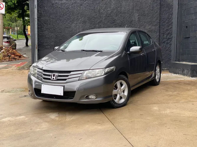 Honda City Sedan LX 1.5 Flex 16V 4P Aut. 2010