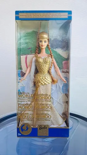 Boneca Barbie Collector Princess of Vikings - Raridade