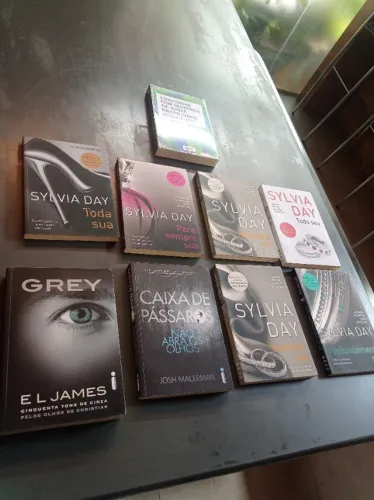 Livros Sylvia day e outros 9,90 cada/ Ler descrição antes de chamar 