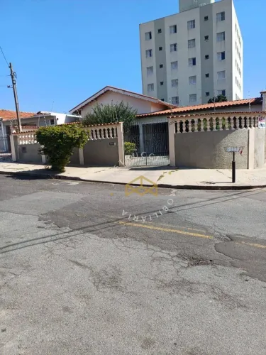 CASA COM 145² A VENDA NO JARDIM YPIRANGA