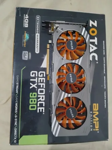 Placa de vídeo Gamer Alto desempenho triplo fan