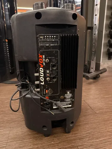 Caixa Som LoudVox Lp12A usada