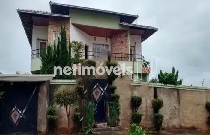 Venda Casa em condomínio Solar das Palmeiras (Melo Viana) Esmeraldas