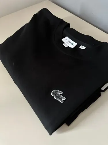 Lacoste Loose Fit Original - Preta - Tamanho P