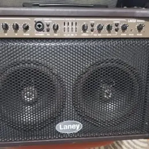 AIXA AMPLIFICADA LANEY LA65D - 65W RMS - EXCELENTE ESTADO!
