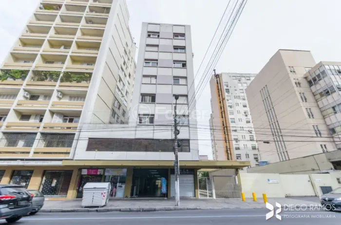 Sala / Conjunto Comercial à venda Avenida Independência, Centro Histórico - Porto Alegre