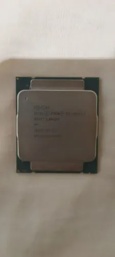 Processador E-5 2666 v3 quase novo, 2 meses de uso totalmente!