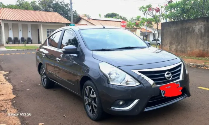 Nissan Versa Unique 1.6 16V Flexstart 4P Aut. 2017