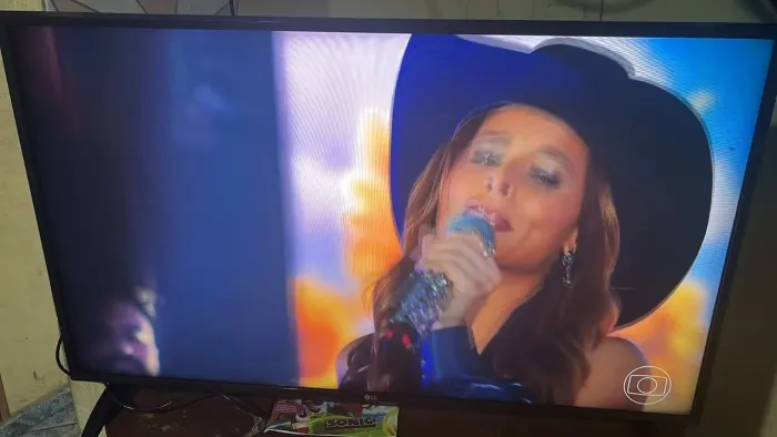 TV 43 polegadas