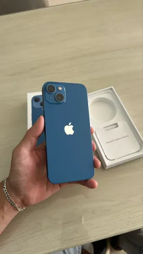 iPhone 13 