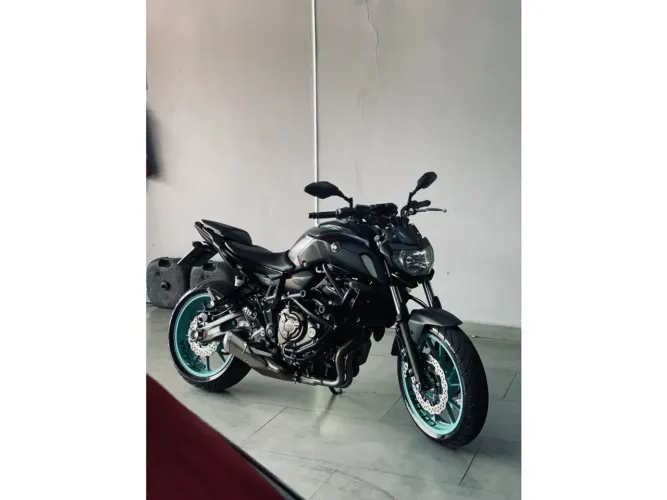 Yamaha Mt-07 2025
