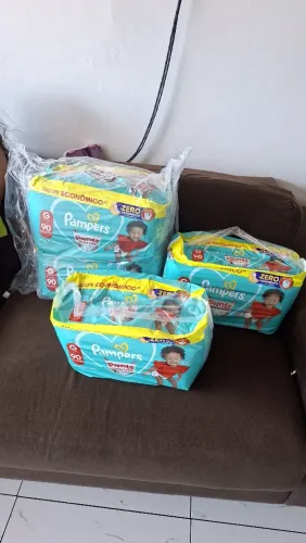 FRALDAS Pampers Pants Roupinha G 90 e XG 82 unidades buscar na Terra firme (act cartao)