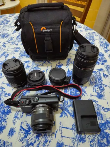 Camera Canon M100 - kit completo