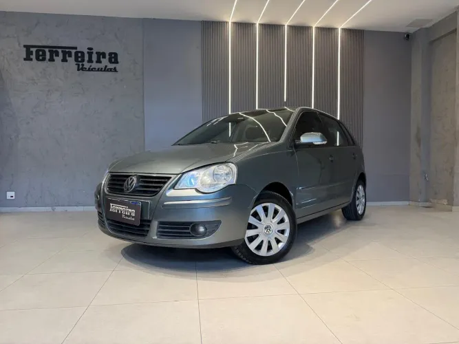 Volkswagen Polo 1.6 MI Flex 8V 4P 2011
