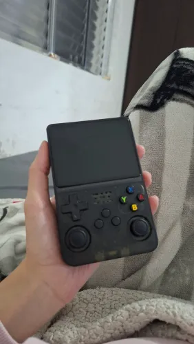 Console Portátil R36S + de 15.000 jogos, 64g, tela IPS 3.5 Polegadas