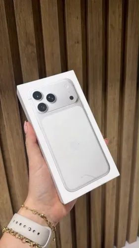 Iphone 17 Pro Max 256gb Silver | Novo | Lacrado (Condição para pagamento em Dinheiro)