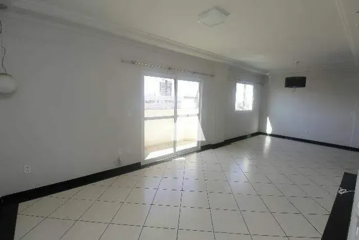 Apartamento para aluguel, 3 quartos, 1 suíte, 1 vaga, Brasil - Uberlândia/MG