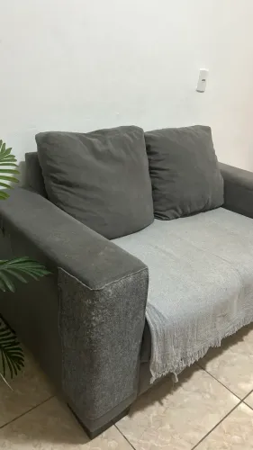 Sofá 2 lugares + poltrona