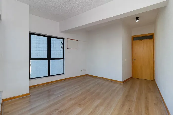 Sala comercial para alugar ou comprar no Batel