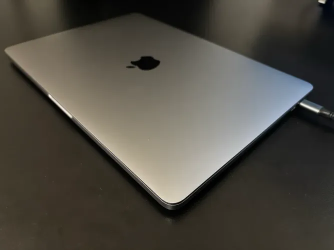 macbook pro 13 512gb