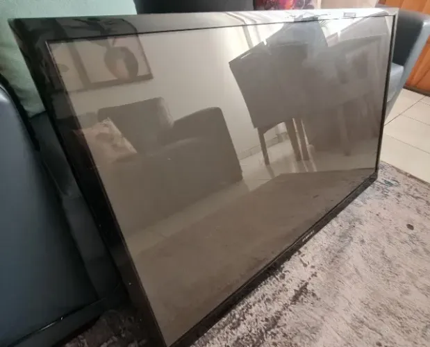 tv samsung plasma pl51e490g 51 polegadas com defeito tela não está quebrada