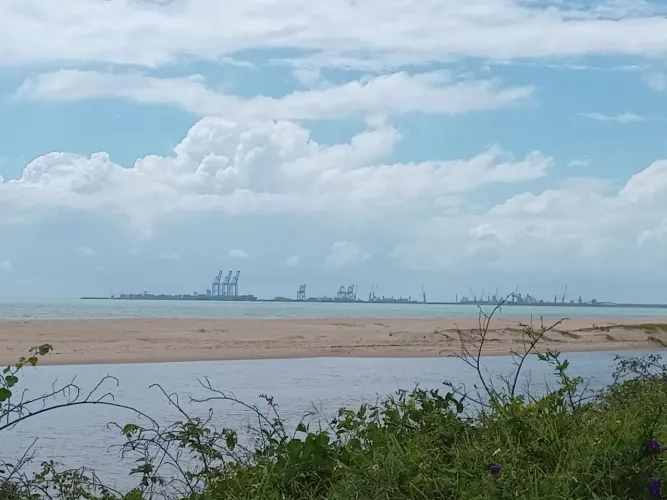 Terreno na praia da colônia pecem