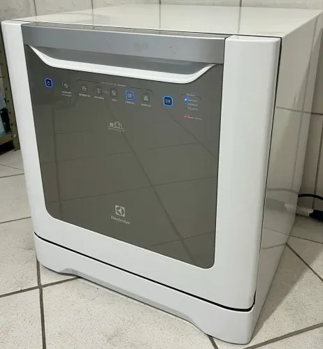 Maquina de lavar loucas Eletrolux OPORTUNIDADE!!!