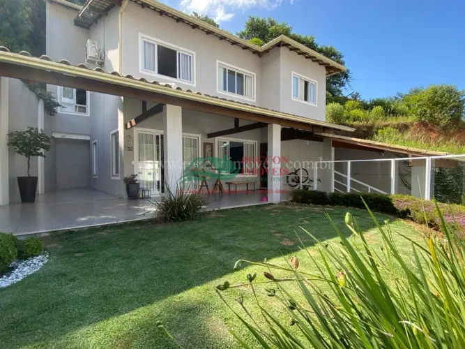 Casa (Padrão), com 4 quartos e 4 banheiros à Venda, 263 m² em Domingos Martins/ES
