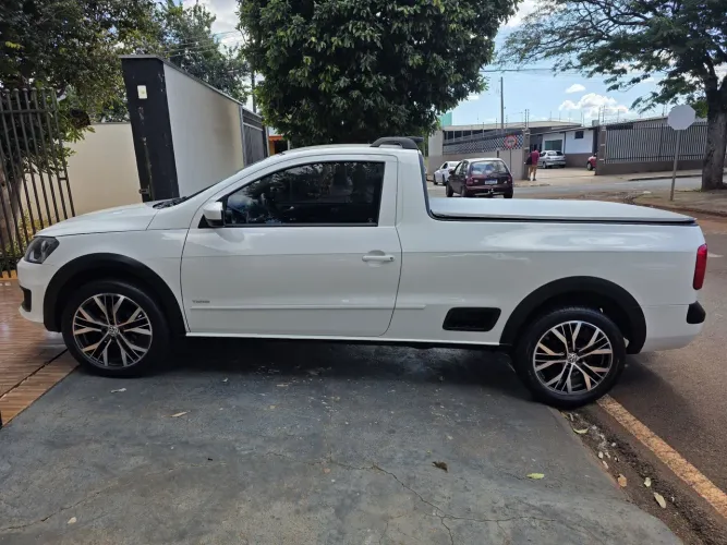 Volkswagen Saveiro 1.6 MI/ 1.6 MI Total Flex 8V (álcool) 2014