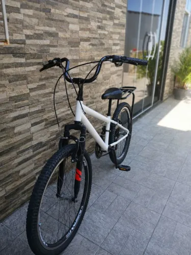 Bicicleta montadinha