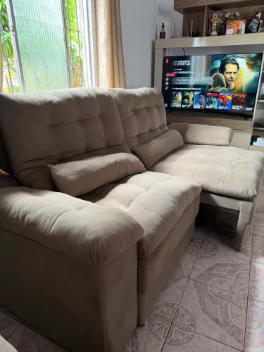Sofá cama retrátil seminovo