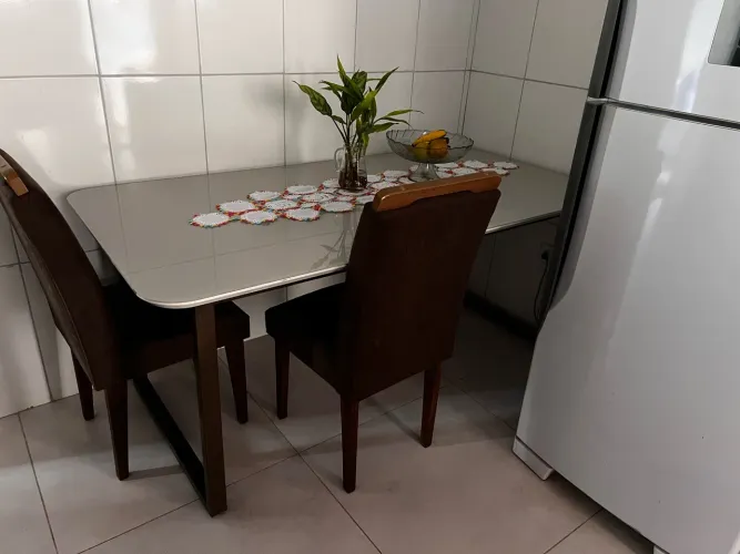 Mesa de 6 lugares 2.000$