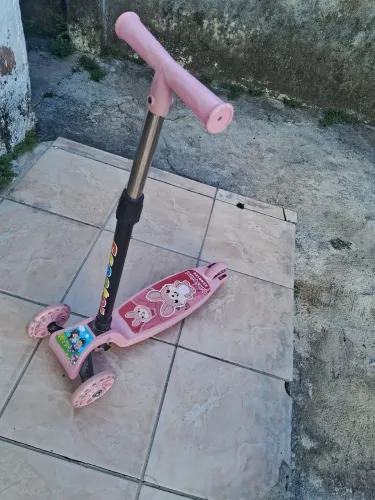 Bicicleta, velocite e patinete