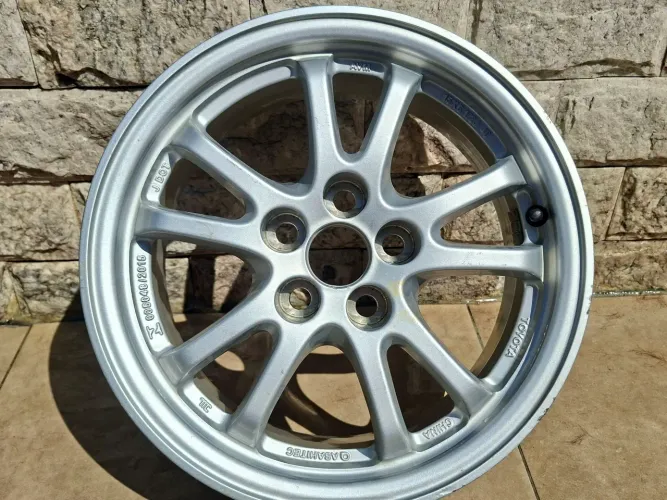 RODA LIGA LEVE ARO 15 ( Aceito oferta)