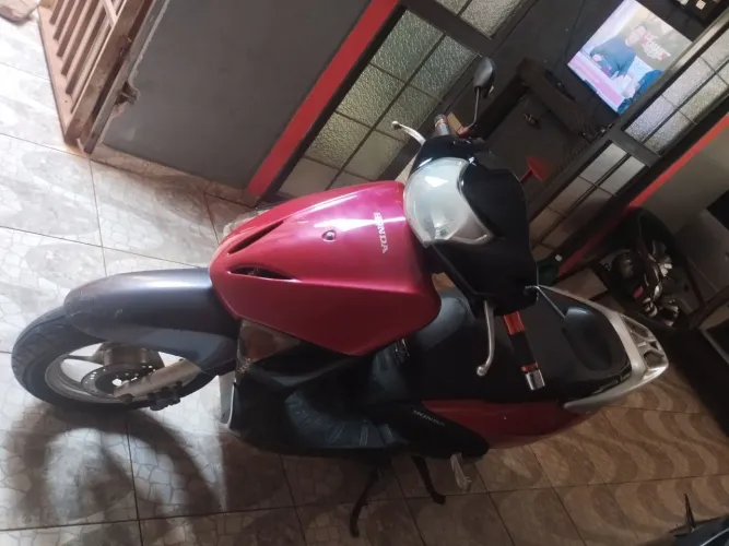 Vendo ou troco por ágio Honda lead Ford Ka gol pop