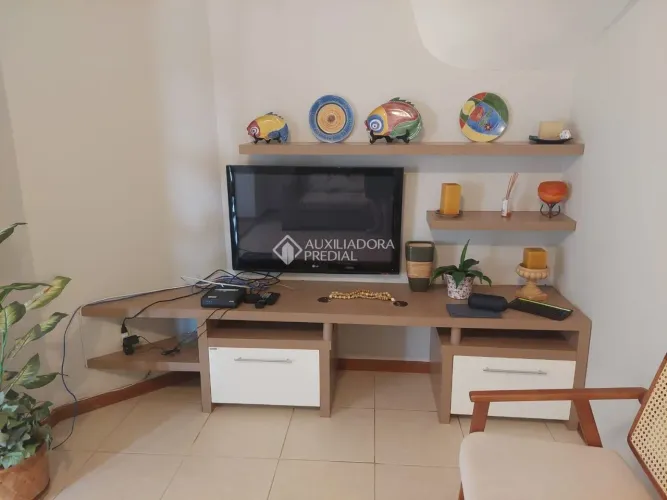 Casa 3 quartos suítes em Xangrilá-RS.