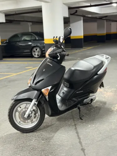 Honda lead 2015