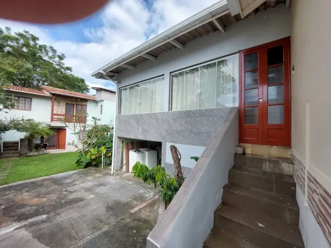 Aluga-se lindo apto no bairro Bela Vista , em São José