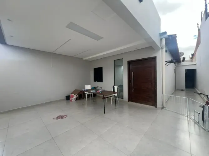 Casa Bairro Vale Dourado