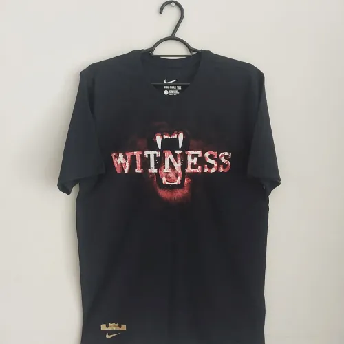 Camiseta LeBron James