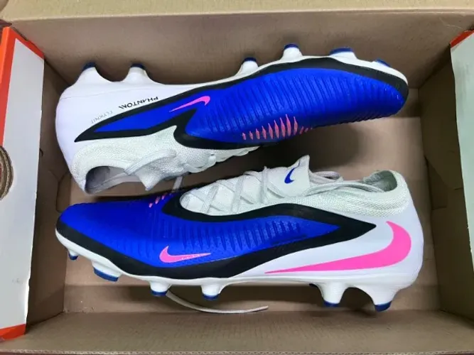 Chuteira Campo Nike Phanton 6 "PRO" 41 tam - Novissima