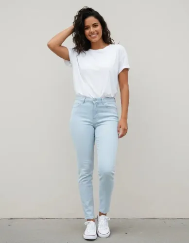calça jeans sal e pimenta com detalhes em estrelas