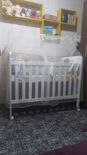 Berço que vira mini cama