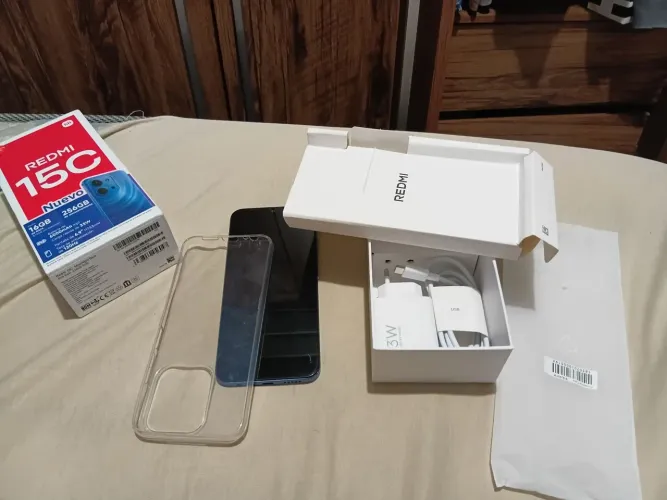 Redmi 15c 256 e 8 GB de RAM