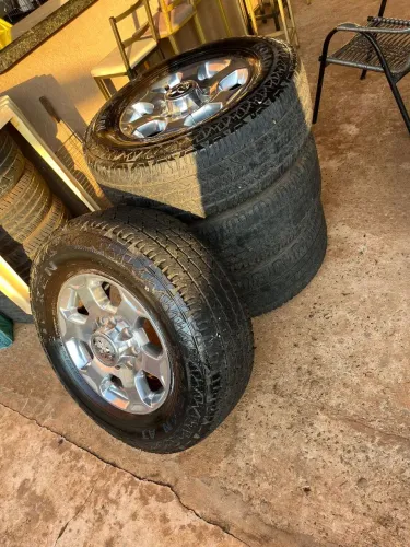 4 Roda da Dodge Ram