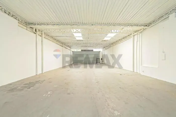 **Aluguel Galpão: Santo André, 300m² c/ Escritório**