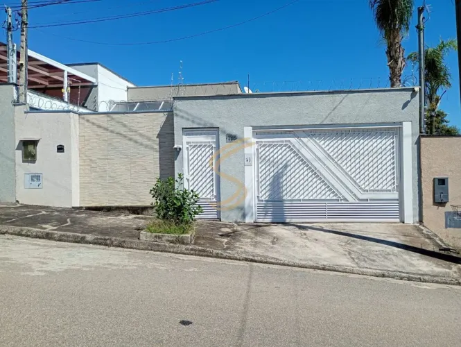 Oportunidade: Casa à venda no Vista Alegre com excelente padrão e valor atrativo