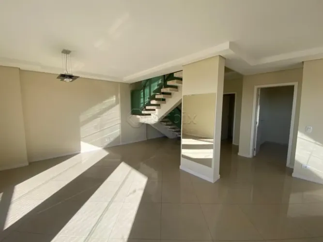 Apartamento duplex para alugar no Edifício Vivaldi em Americana/SP