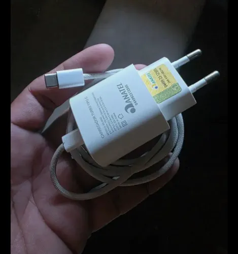 Carregador de iphone 60 reais